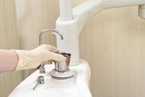 歯科医師に聞く！インプラントの魅力と泉北ニュータウンでの最新トレンド