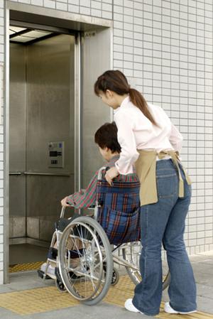 女性の悩みは女医さんに診てもらいませんか