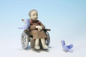 初めて人でも安心できる補聴器専門店